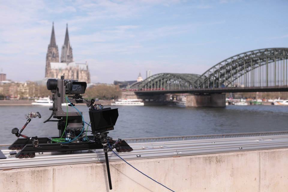 Motion controlled Mo-Sys Lambda on Dolly in front of Kölner Dom.
