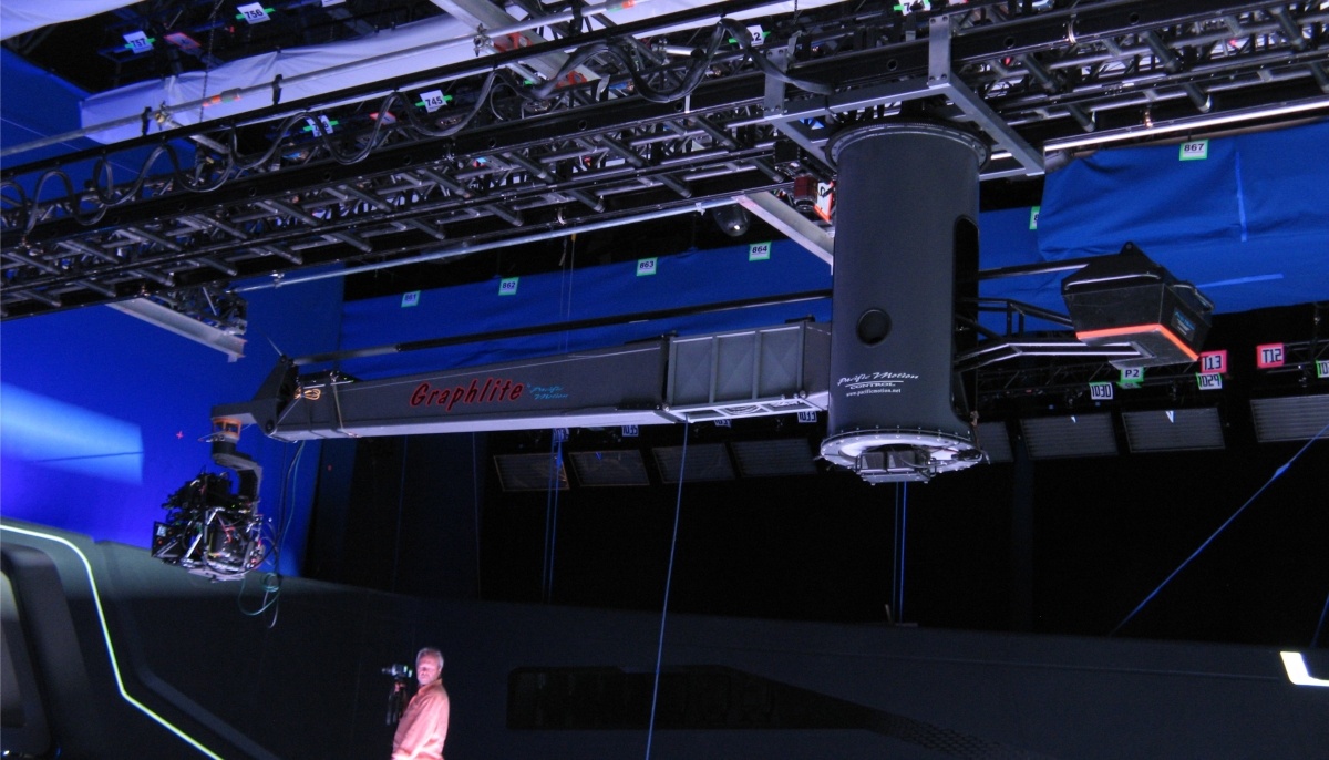 Mo-Sys Lambda on Graphlite motion control crane filming Tron: Legacy