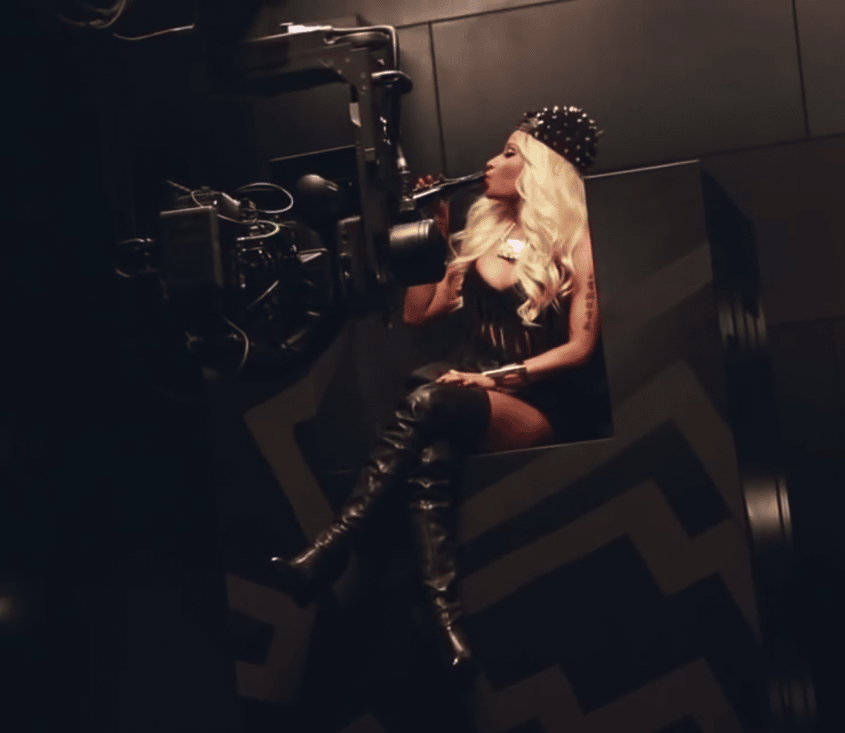 Mo-Sys Lambda with Roll axis filming Nicki Minaj for Nelly's "Get Like Me".