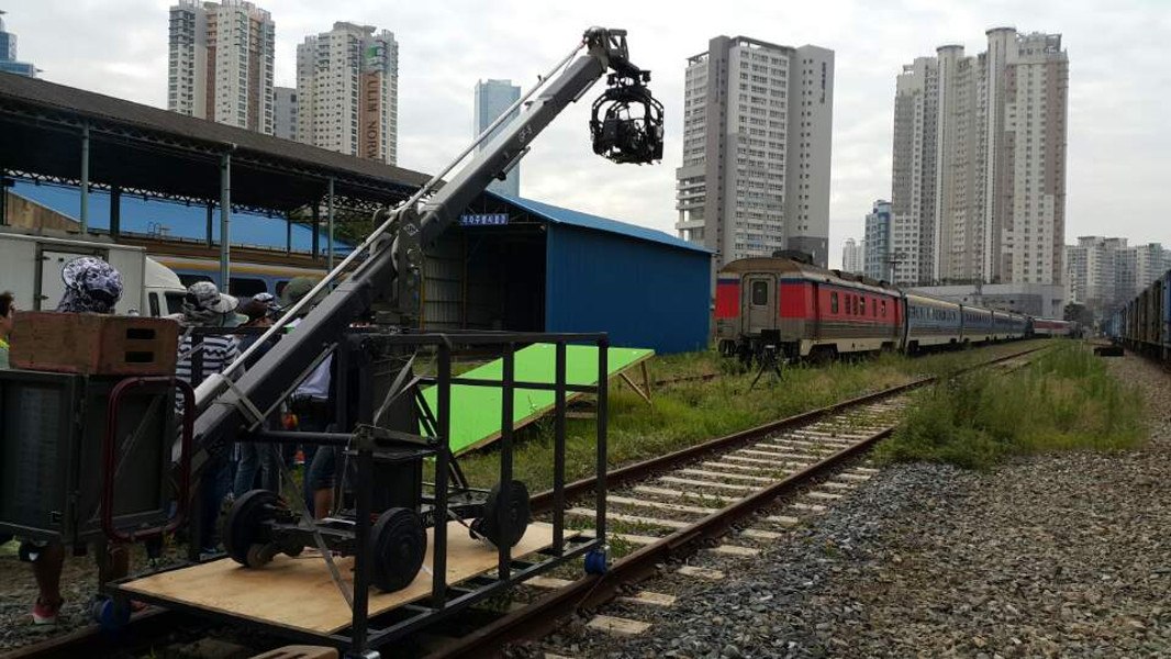 Zombies on the KTX train - South Korean movie "Busan Bound" was shot using Mo-Sys G50 on a GF8 crane.