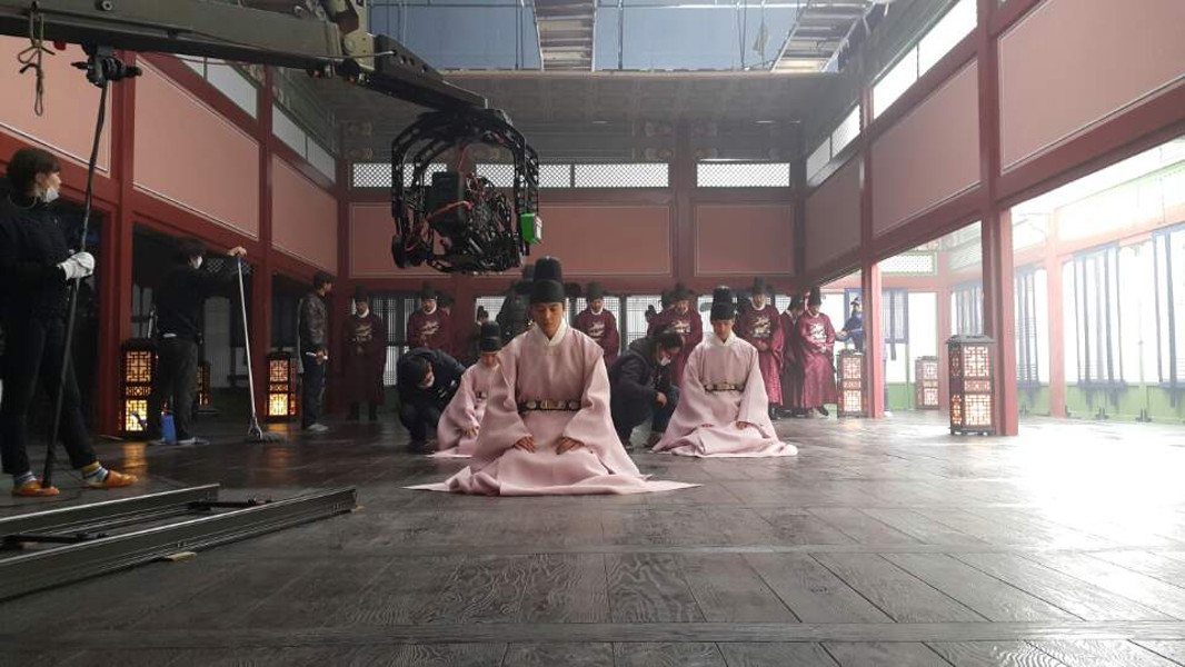 Mo-Sys G50 shooting scene for South Korean romantic comedy "Goong Hap", filmed in Namyangju and set in historical Korea.