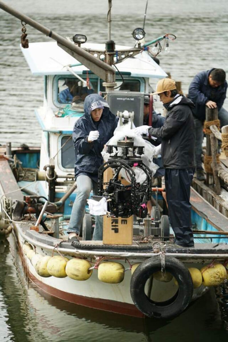 Gyro-stabilized G50 filming scene from a boat for Korean movie "Goong Hap", English title "Marital Harmony", in Namyangju.