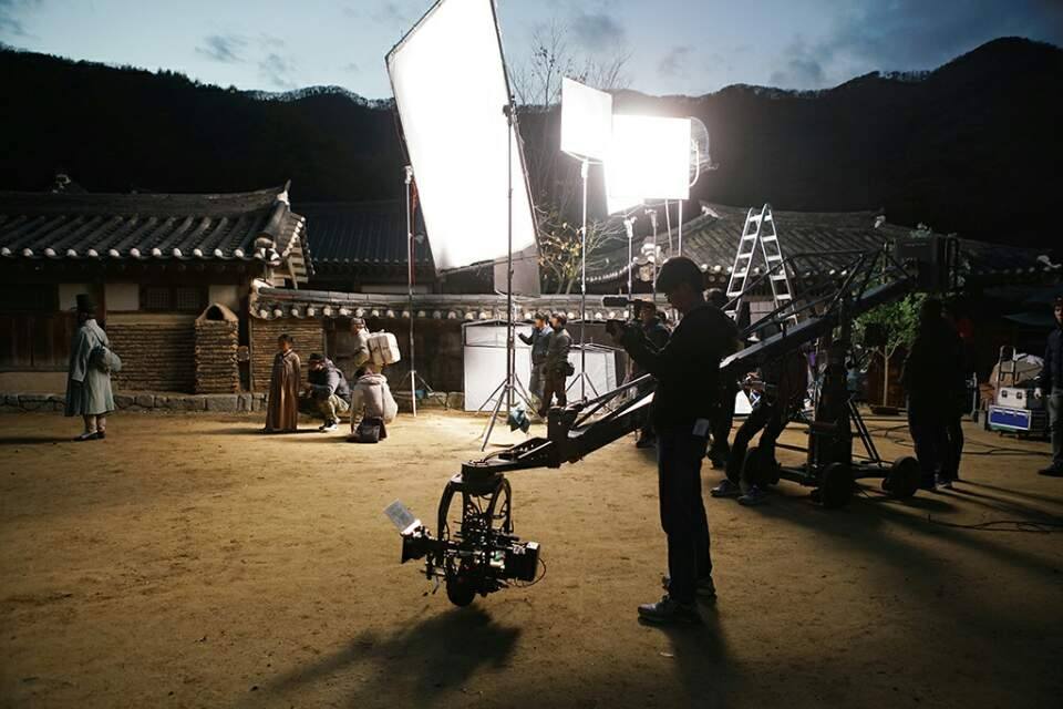 The G50 on a GF8 shooting scene for "Goong Hap".