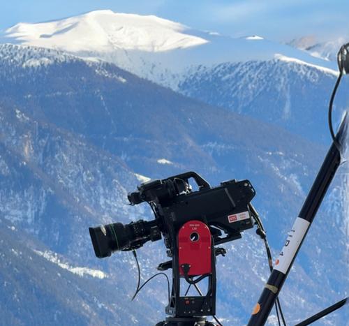 Mo-Sys L20 takes to the Slopes postcard