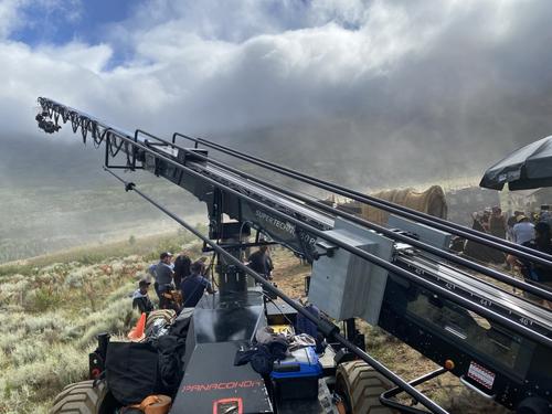 Jim van Dijk using his G30 on ‘Wheel of Time’ Season 3